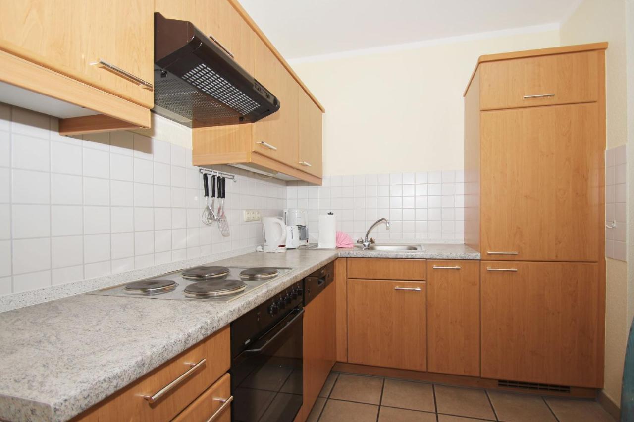 Balkon, Gratis Nutzung Vom Ahoi Erlebnisbad Und Sauna In Sellin - Villa Karola Fewo 09 Гьорен Екстериор снимка