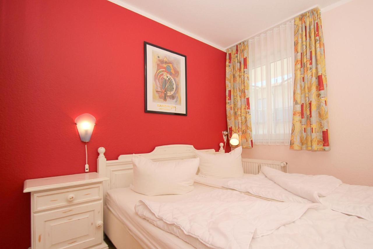 Balkon, Gratis Nutzung Vom Ahoi Erlebnisbad Und Sauna In Sellin - Villa Karola Fewo 09 Гьорен Екстериор снимка